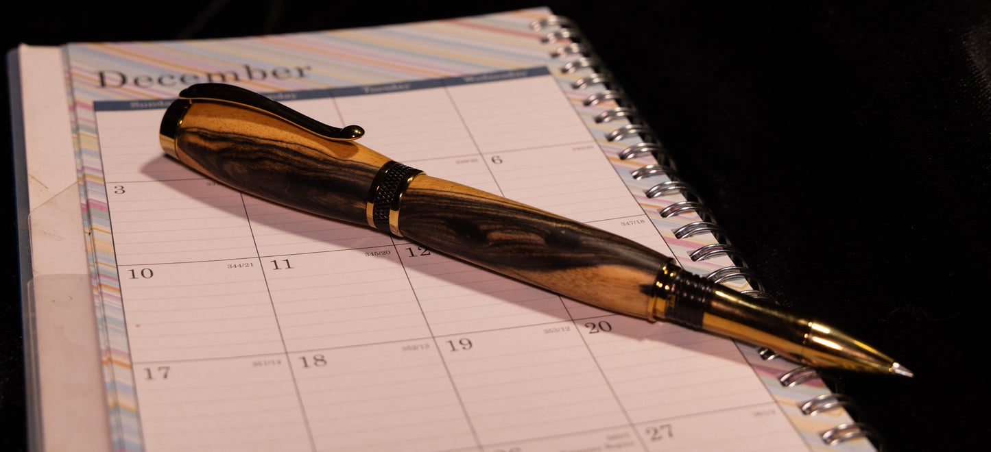 Diamond Knurl Rollerball Pen with Black & White Ebony wood