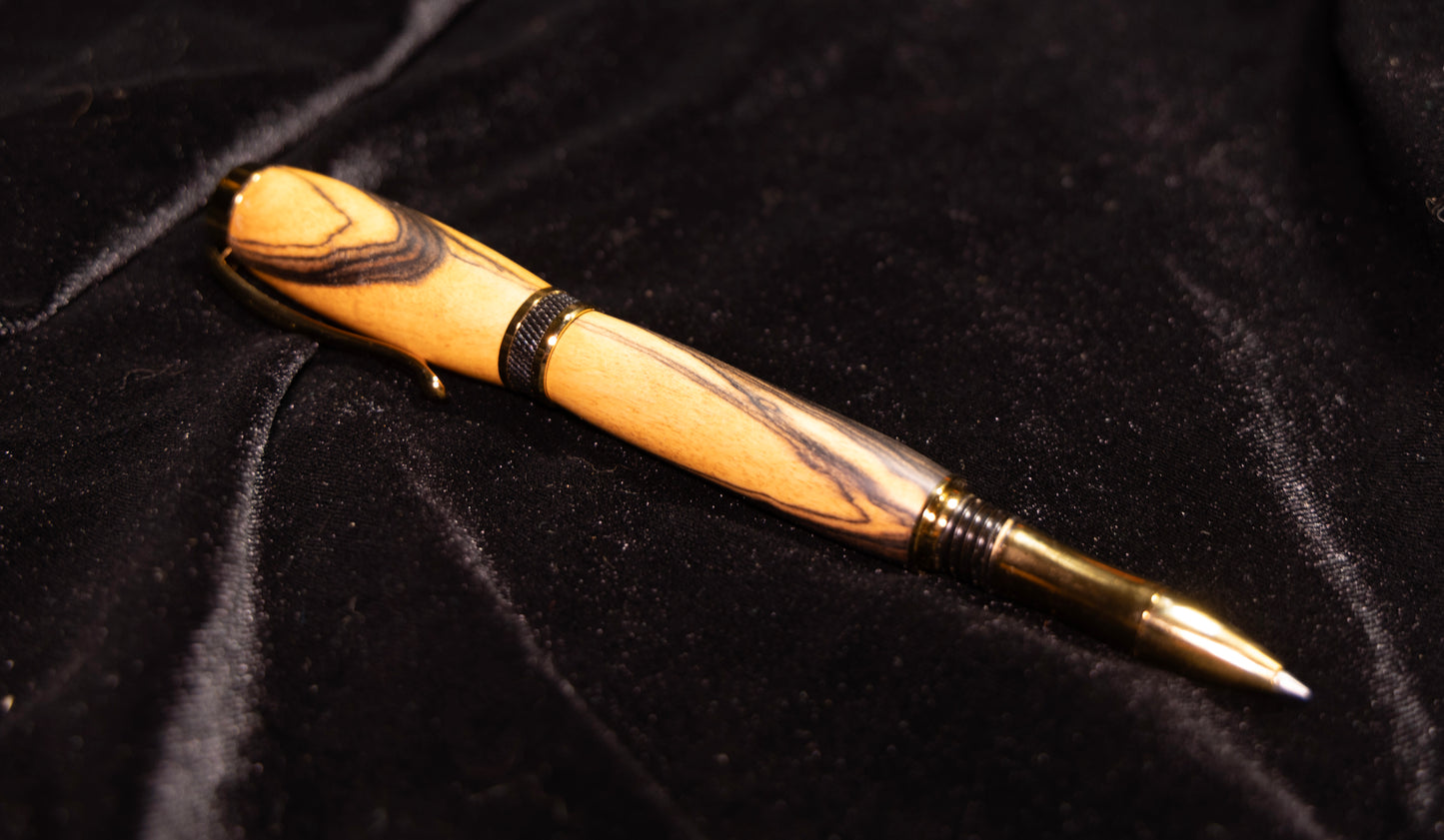 Diamond Knurl Rollerball Pen with Black & White Ebony wood